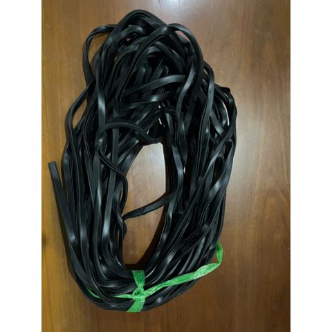 Ron Cửa Sắt NPL Dẻo Màu Đen Không Hôi - Cuộn Nặng 1.8kg, Dụng Cụ Tiện Ích Cho Cửa Sắt