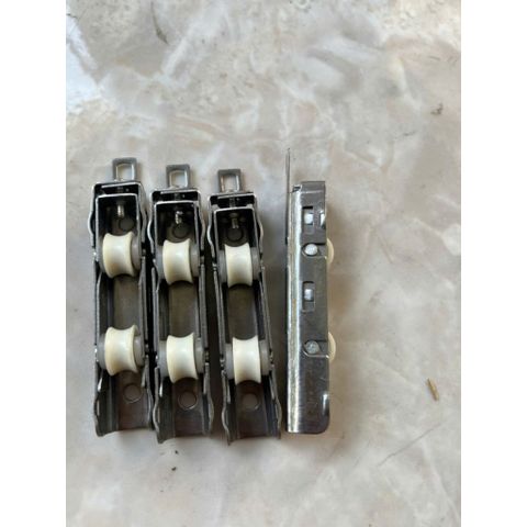Bánh Xe Lùa Đôi Cửa Sổ NPL INOX Hệ 55 - Chính Hãng Bền Bỉ, Tiết Kiệm Chi Phí, Dễ Dàng Mở Kéo Cửa Sổ