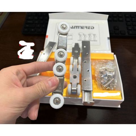 Bánh Xe Lùa Treo Hammered 4 Bánh / 8 Bánh tải trọng 40kg/70kg