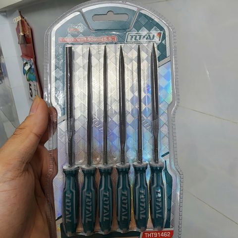 Bộ Giũa Sắt Total THT91462 - 6 Chi Tiết 3x140mm, Tay Cầm Chống Trượt, Dùng Xử Lý Kim Loại, Gỗ, Nhựa, Tiện Lợi Và An Toàn