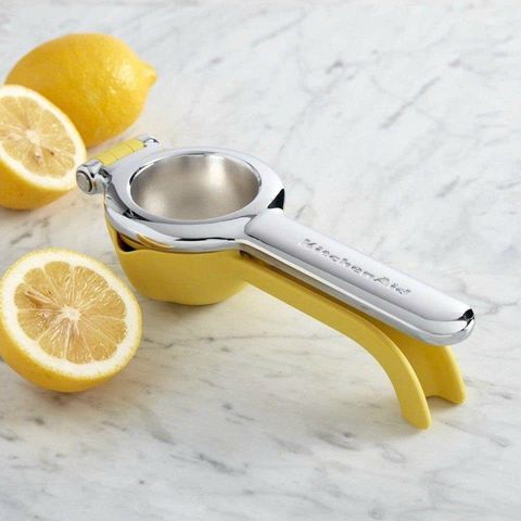 Dụng cụ vắt chanh KitchenAid - Phễu lọc tích hợp, thiết kế chống trượt, an toàn cho máy rửa chén, dễ dàng vắt nước chanh tươi ngon