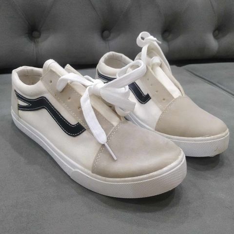 Giày thể thao nam SNEAKER da lộn G5 (Đen) - Giày bị lỗi ố bẩn, dễ dàng làm sạch - Đồ thể dục giá rẻ, ảnh thật