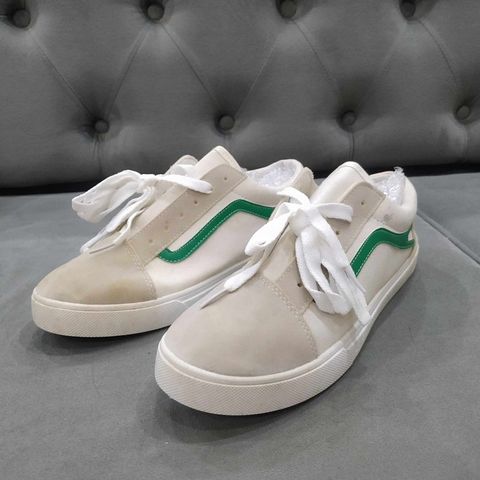 Giày Nam SNEAKER Da Lộn G5 - Màu Xanh, Giá Rẻ, Có Vết Ố, Thể Dục, Đi Hàng - Ảnh Thật, Dễ Dàng Giặt Sạch