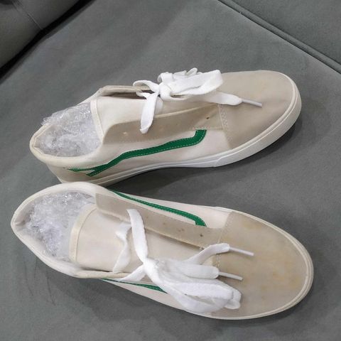 Giày Nam SNEAKER Da Lộn G5 - Màu Xanh, Giá Rẻ, Có Vết Ố, Thể Dục, Đi Hàng - Ảnh Thật, Dễ Dàng Giặt Sạch