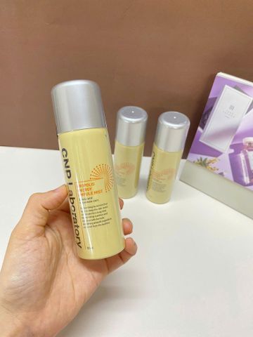 Xịt Khoáng Tinh Chất Keo Ong CNP Propolis Energy Ampule Mist 50ml - Dưỡng Ẩm Chuyên Sâu, Bảo Vệ Da, Giúp Làm Sáng Da Khỏe Mạnh