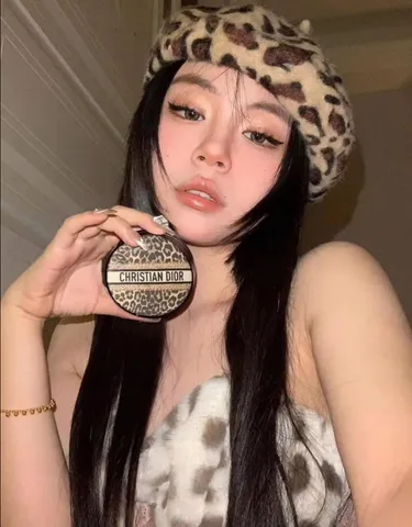 Phấn Nước Dior Forever Skinglow Cushion Mitzah Limited Edition 259280