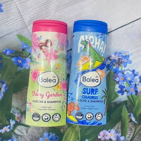 Sữa Tắm Gội Balea Kids 2in1 - Độ ẩm Pro-Vitamin B5, Dịu Nhẹ Từ Thiên Nhiên, An Toàn Cho Da Nhạy Cảm - Sản Phẩm Đức 300ml