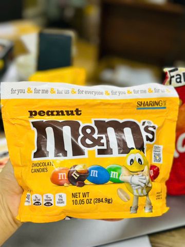 M&M'S Peanut Milk Chocolate Candy Bag 284g 