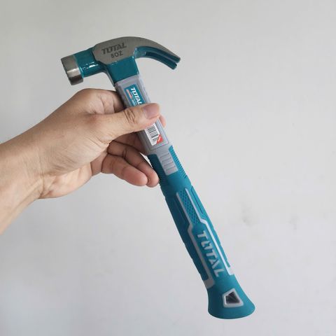 Búa Nhổ Đinh Total THTCH0086 - 8Oz (220g) Thép Carbon Chịu Nhiệt, Tay Cầm Nhựa Chống Trượt, Dụng Cụ Sửa Chữa Thợ Mộc