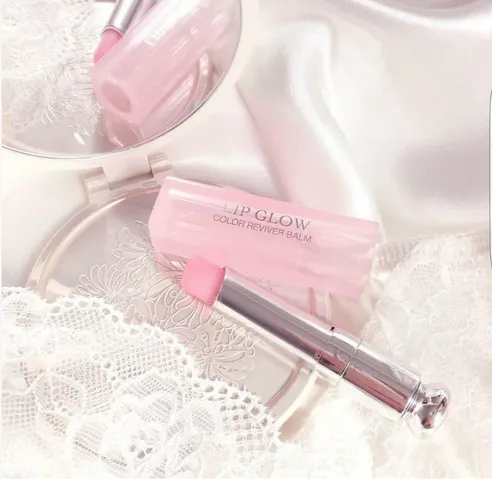 Son Dior 001 Addict Lip Glow - Thỏi Son Dưỡng Môi Sang Trọng, Hiệu Ứng Môi Mọng Nước, Phù Hợp Mọi Cô Gái