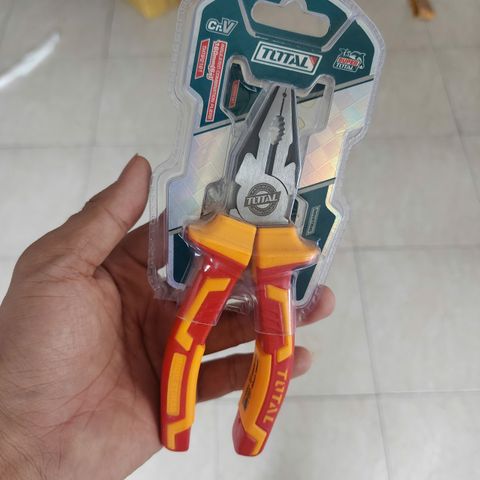Kìm Răng Cách Điện 1000V Total THTIP2161 - 6 Inch Nhỏ Gọn, An Toàn cho Sửa Chữa Điện Dân Dụng, Thiết Kế Chắc Chắn