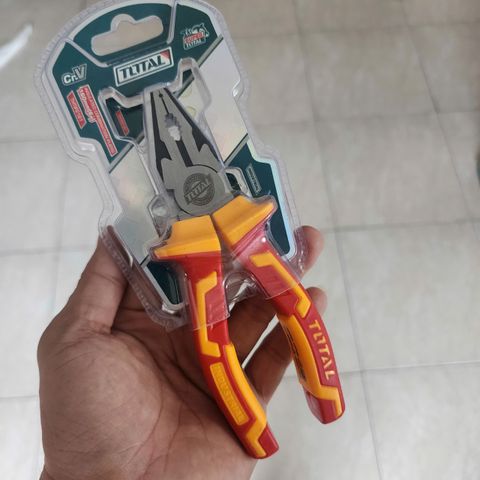 Kìm Răng Cách Điện 1000V Total THTIP2161 - 6 Inch Nhỏ Gọn, An Toàn cho Sửa Chữa Điện Dân Dụng, Thiết Kế Chắc Chắn