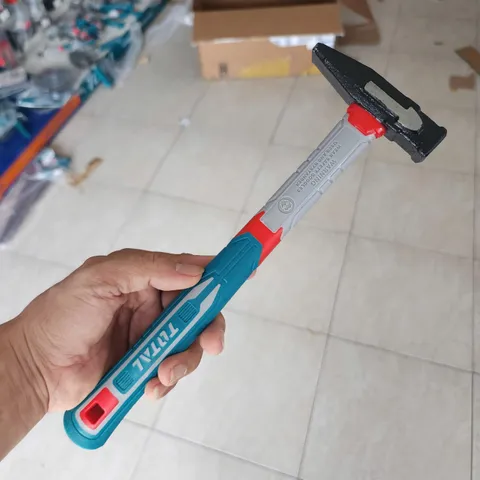 Búa Cơ Khí Total THMH62200 - Trọng Lượng 200g, Cán Gỗ Chắc Chắn, Dụng Cụ Sửa Chữa, Thép Chống Mài Mòn