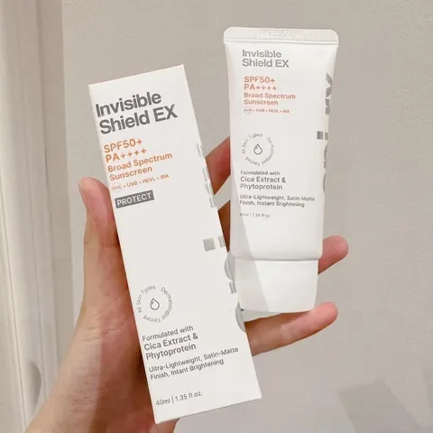 Kem Chống Nắng Invisible Shield EX Kiềm Dầu Nâng Tông 40ml - SPF50+, Chống Nước, Dành Cho Da Nhạy Cảm, Mỏng Nhẹ, Không Gây Bí Da