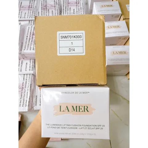 Cushion La Mer The Luminous Lifting Foundation SPF 20+ 12g - Phấn Nền Dưỡng Da Bền Màu, Chống Nắng, Tông Hồng Sang Trọng