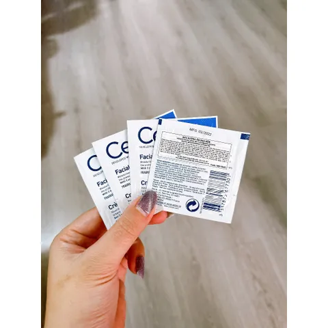 Sữa Dưỡng Ẩm Ban Đêm CeraVe 52ml - Dưỡng ẩm sâu cho da mặt, phục hồi và khóa ẩm 24 giờ, phù hợp mọi loại da.
