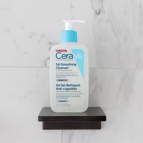 Sữa Rửa Mặt CeraVe SA Smoothing Cleanser 236ml - Dưỡng Da Dịu Nhẹ, Tẩy Tế Bào Chết, Phù Hợp Cho Da Khô & Nhạy Cảm