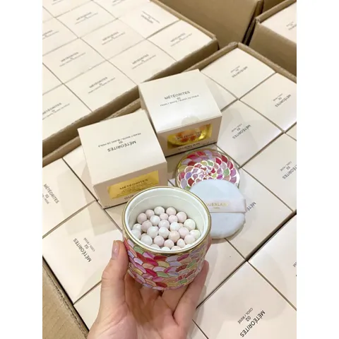 Phấn Phủ Ngọc Trai Guerlain Meteorites Pearls Tone 02 - Phấn Trang Điểm Tạo Ánh Sáng Rạng Rỡ, Da Mịn Mượt Tự Nhiên