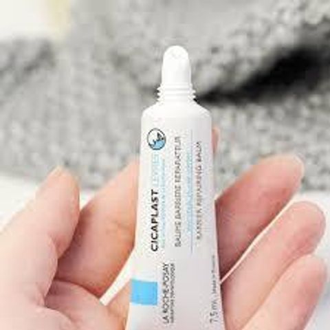 Son Dưỡng La Roche-Posay Cicaplast Lips 7.5ml - Phục Hồi Độ Ẩm và Bảo Vệ Môi, Chống Khô, Dịu Nhẹ, Dành Cho Tất Cả Mọi Người