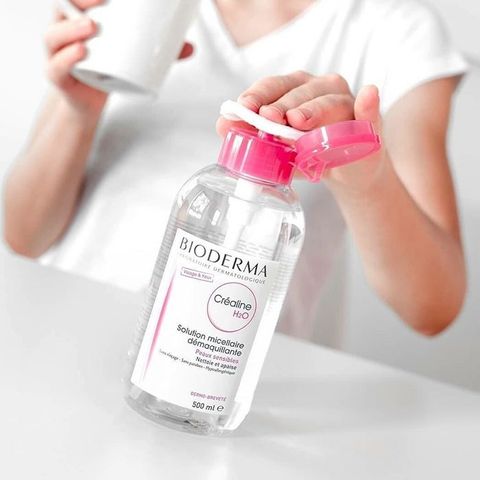 Nước Tẩy Trang Micellar Cho Da Thường Và Da Nhạy Cảm Bioderma Sensibio H2O 850ml (Nắp Nhún)