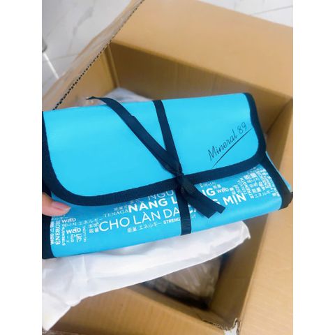 Túi Canvas La Roche-Posay Đeo Chéo Cao Cấp - Thiết Kế Trẻ Trung, Chất Liệu Bền Bỉ, Thích Hợp Đi Làm & Dạo Phố