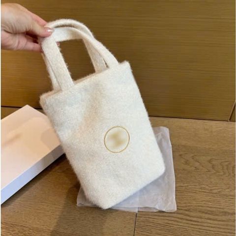 Túi Xách CN Gift Cao Cấp - Phụ Kiện Xinh Xắn, Nhiều Kích Cỡ, Chất Liệu Dạ Sang Trọng 100% Chính Hãng