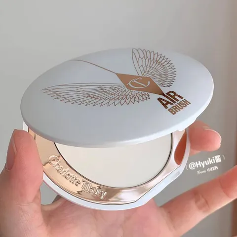 Phấn Phủ Charlotte Tilbury Airbrush Flawless Finish 01 - Trang Điểm Gương Mặt Rạng Rỡ, Che Khuyết Điểm Tự Nhiên, Phù Hợp Mọi Loại Da