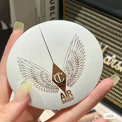 Phấn Phủ Charlotte Tilbury Airbrush Flawless Finish 01 - Trang Điểm Gương Mặt Rạng Rỡ, Che Khuyết Điểm Tự Nhiên, Phù Hợp Mọi Loại Da