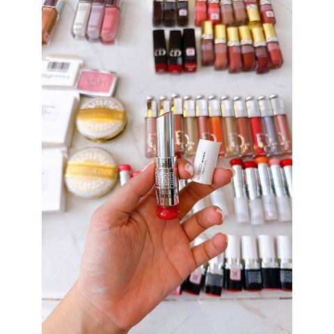 Son Dưỡng Môi Addict Lip Glow - Chất Dưỡng Ẩm Tự Nhiên, Chỉ Số Chống Nắng SPF10, Giúp Môi Mềm Mượt Tựa Như Hồng Hào