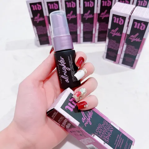 Xịt Khoá Nền Urban Decay All Nighter 118ml - Xịt Giữ Nền Makeup Bền Lâu, Kiểm Soát Dầu, Phù Hợp Mọi Loại Da