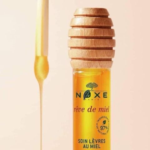 NUXE - Son dưỡng mật ong Nuxe