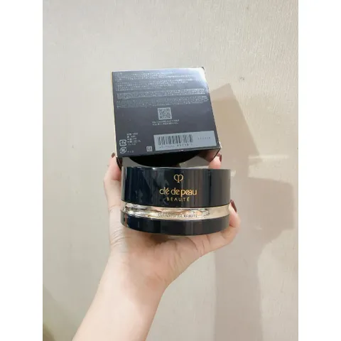 Phấn Phủ Bột Clé de Peau Beauté Translucent - Lớp Nền Mịn Màng, Kiềm Dầu Tốt, Dưỡng Sáng Da, Trang Điểm Tự Nhiên
