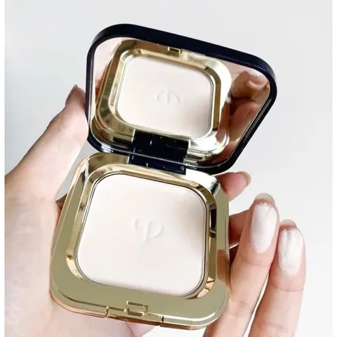 Phấn Phủ Dạng Nén Cle de Peau Beaute 5g - Lớp Nền Trong Suốt, Mịn Màng, Kiểm Soát Độ Bóng, Dưỡng Da, Phù Hợp Mọi Loại Da