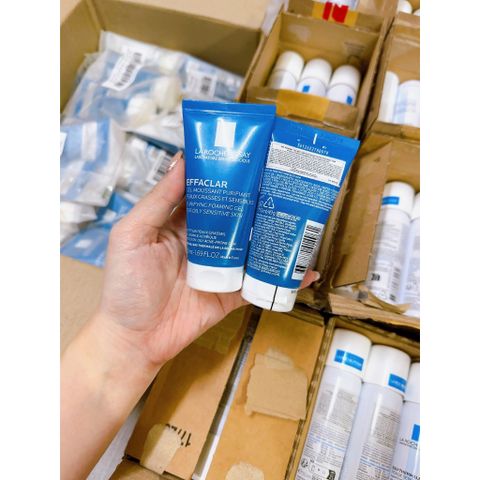 Bộ sản phẩm làm sạch da La Roche-Posay: Gel rửa mặt dành cho da dầu nhạy cảm 50ml & Nước tẩy trang 50ml - Giảm nhờn, ngừa mụn