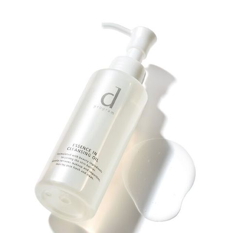 Dầu Tẩy Trang d program Essence In Cleansing Oil 120ml - Sản Phẩm Dành Cho Da Nhạy Cảm, Làm Sạch Sâu, Giữ Ẩm Từ Nhật Bản