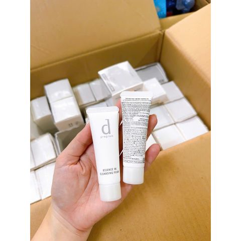 Bọt Rửa Mặt d program 20ml - Cleansing Foam Làm Sạch & Cung Cấp Ẩm Da Nhạy Cảm - Sữa Rửa Mặt Nhật Bản 120g