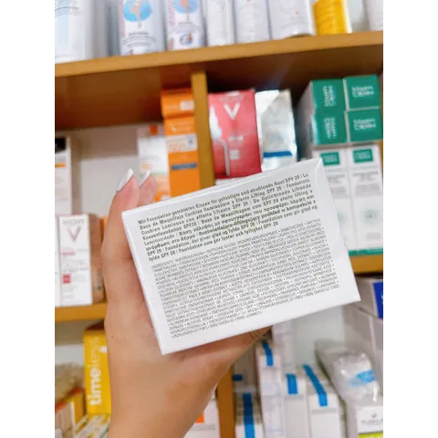 Cushion Lamer The Luminous Lifting Foundation SPF20 - Bộ Phấn Trang Điểm Cao Cấp + Lõi Thay Dành Cho Da Trắng Sáng