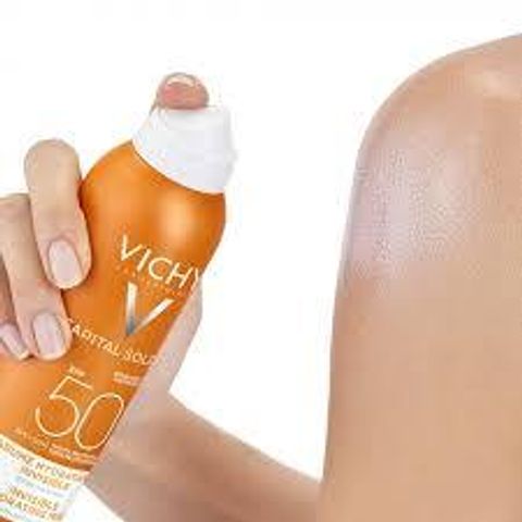 Kem Chống Nắng Toàn Thân Dạng Xịt Vichy SPF 50 - Bảo Vệ Da Chống Tia UV, Không Để Lại Vệt Trắng, Tiện Dụng 200ml