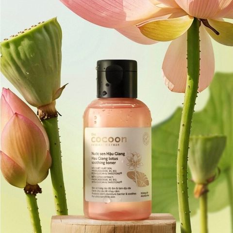 Nước Tẩy Trang Hoa Hồng Cocoon Lotus 140ml - Làm Sạch Makeup Nhanh Chóng, Cấp Ẩm & Dịu Nhẹ Cho Da Nhạy Cảm