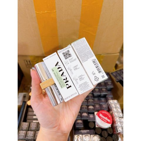 Son Thỏi Prada Monochrome Hyper Matte 3,8g - Nâu Tây Bền Màu, Lì Mịn Sang Trọng Cho Đôi Môi Rạng Rỡ, Phong Cách Thời Thượng