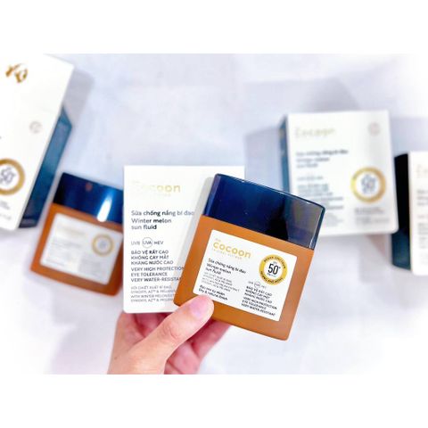 Sữa Chống Nắng Cocoon Chiết Xuất Bí Đao SPF50+ - Dạng Lỏng Thẩm Thấu Nhanh, Bảo Vệ Da Khỏi UVA/UVB - Phù Hợp Mọi Loại Da 50ml