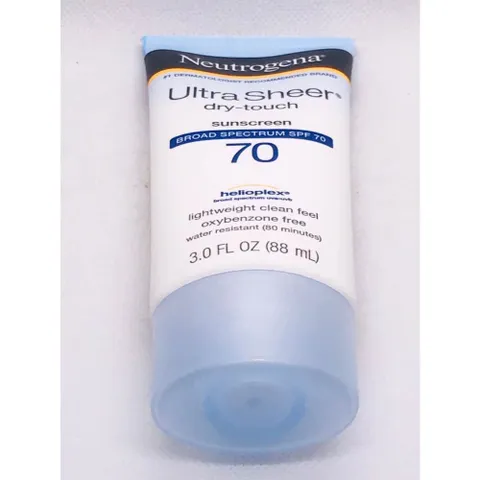 Kem Chống Nắng Neutrogena Ultra Sheer Dry Touch SPF70 88ml - Bảo vệ da tối ưu với công nghệ Heliopex, khô thoáng, nước và mồ hôi chống thấm, thích hợp mọi hoạt động ngoài trời.
