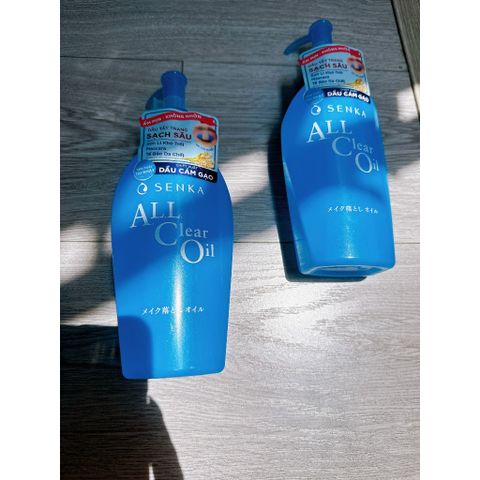 Dầu Tẩy Trang Senka All Clear Oil 230ml - Tẩy trang hiệu quả, làm sạch sâu và dưỡng ẩm cho làn da rạng rỡ, dễ dàng sử dụng hàng ngày.