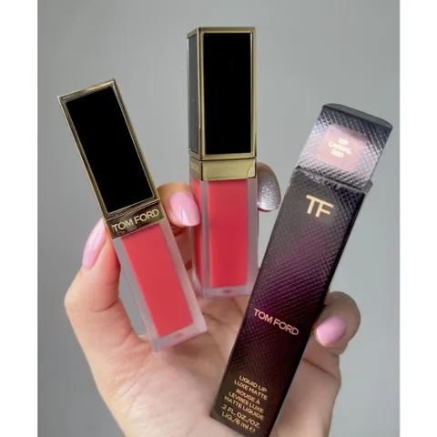 Son Kem Tom Ford Liquid Lip Luxe Matte 129 Carnal Red - Đỏ Cam Hồng Tươi Tắn, Chất Son Mịn, Lì, Đáng Mua Cho Mùa Hè Năng Động