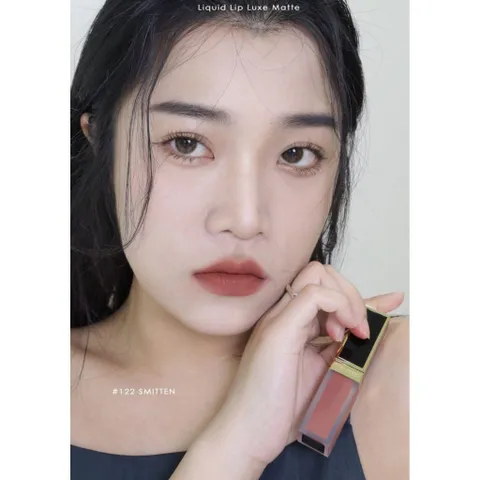 Son Kem Tom Ford Liquid Lip Luxe Matte 122 Smitten - Đỏ Đất Quyến Rũ Sang Chảnh, Chất Son Lì Mịn, Phù Hợp Mọi Tông Da