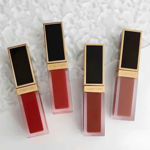 Son Kem Tom Ford Liquid Lip Luxe Matte 122 Smitten - Đỏ Đất Quyến Rũ Sang Chảnh, Chất Son Lì Mịn, Phù Hợp Mọi Tông Da