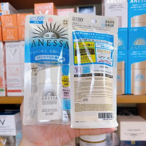 Kem Chống Nắng Anessa BB Trang Điểm Dưỡng Da Màu Sáng 25ml