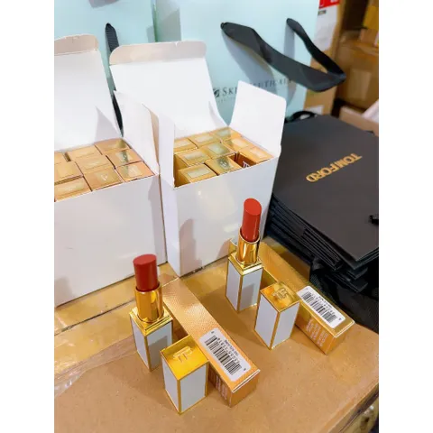 Son Tom Ford Ultra Shine Lip Color 159 Solaire Hồng Đất - Chất Son Mịn Bóng và Dưỡng Ẩm Cao Cấp, Đôi Môi Rạng Rỡ Quyến Rũ
