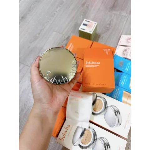 Phấn Nước Sulwhasoo Perfecting Cushion EX - Che Phủ Hoàn Hảo, Mỏng Nhẹ và Lâu Trôi, Trang Điểm Tự Nhiên Rạng Rỡ
