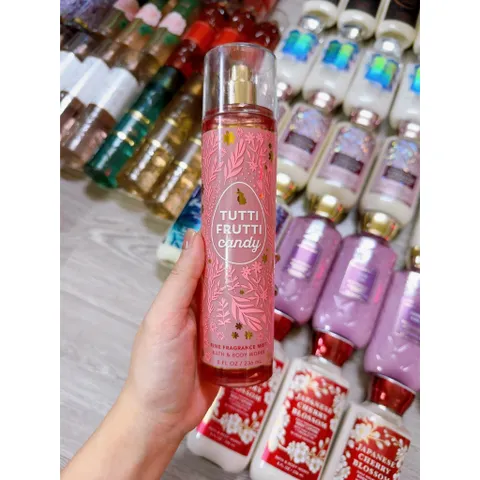 Xịt Thơm Toàn Thân Bath & Body Works Japanese Cherry Blossom 236ml - Nước Hoa Nhẹ Hương Hoa Anh Đào Tươi Mát, Dưỡng Ẩm Da